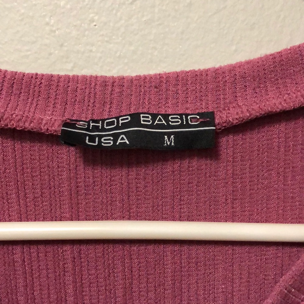 Pink top - Picture 3 of 4